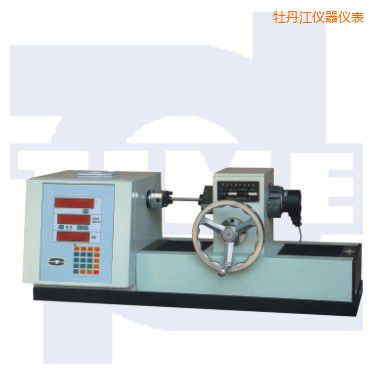 牡丹江數(shù)顯式扭轉(zhuǎn)試驗機(jī)該試驗機(jī)